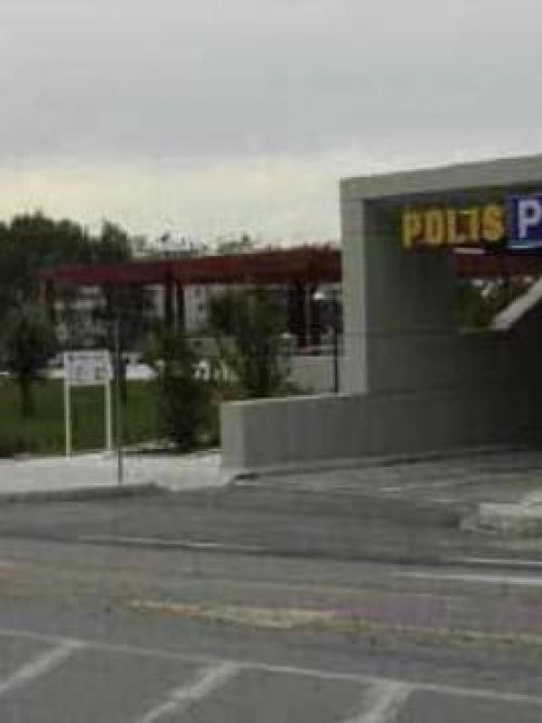 Polis Park - Rizari
